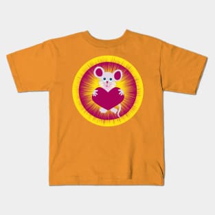 Little mouse gives you a heart Kids T-Shirt